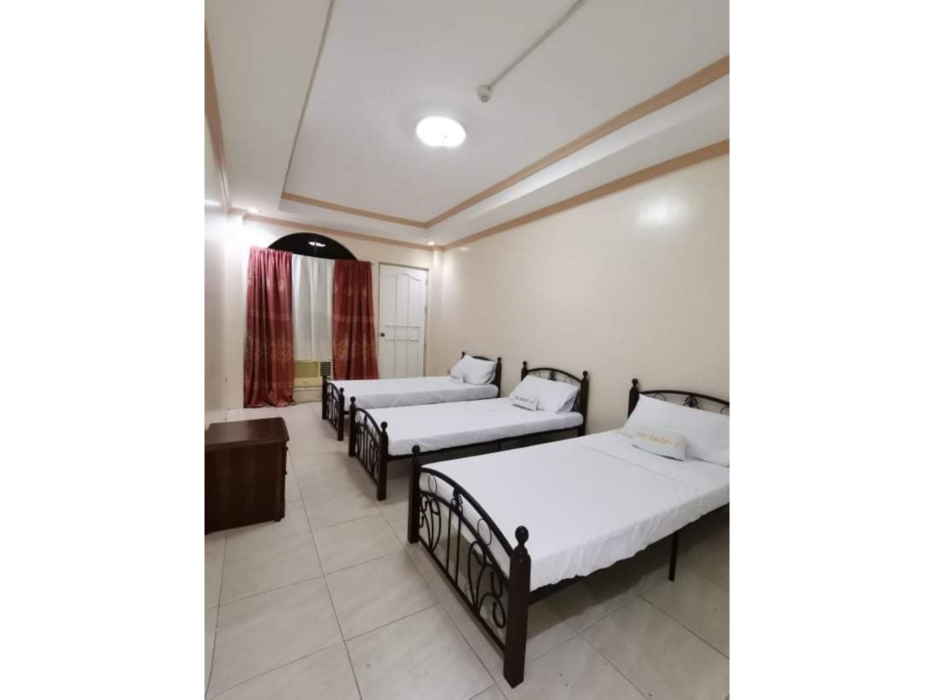 Oyo 799 Ddd Habitat Iloilo Hotel Ngoại thất bức ảnh