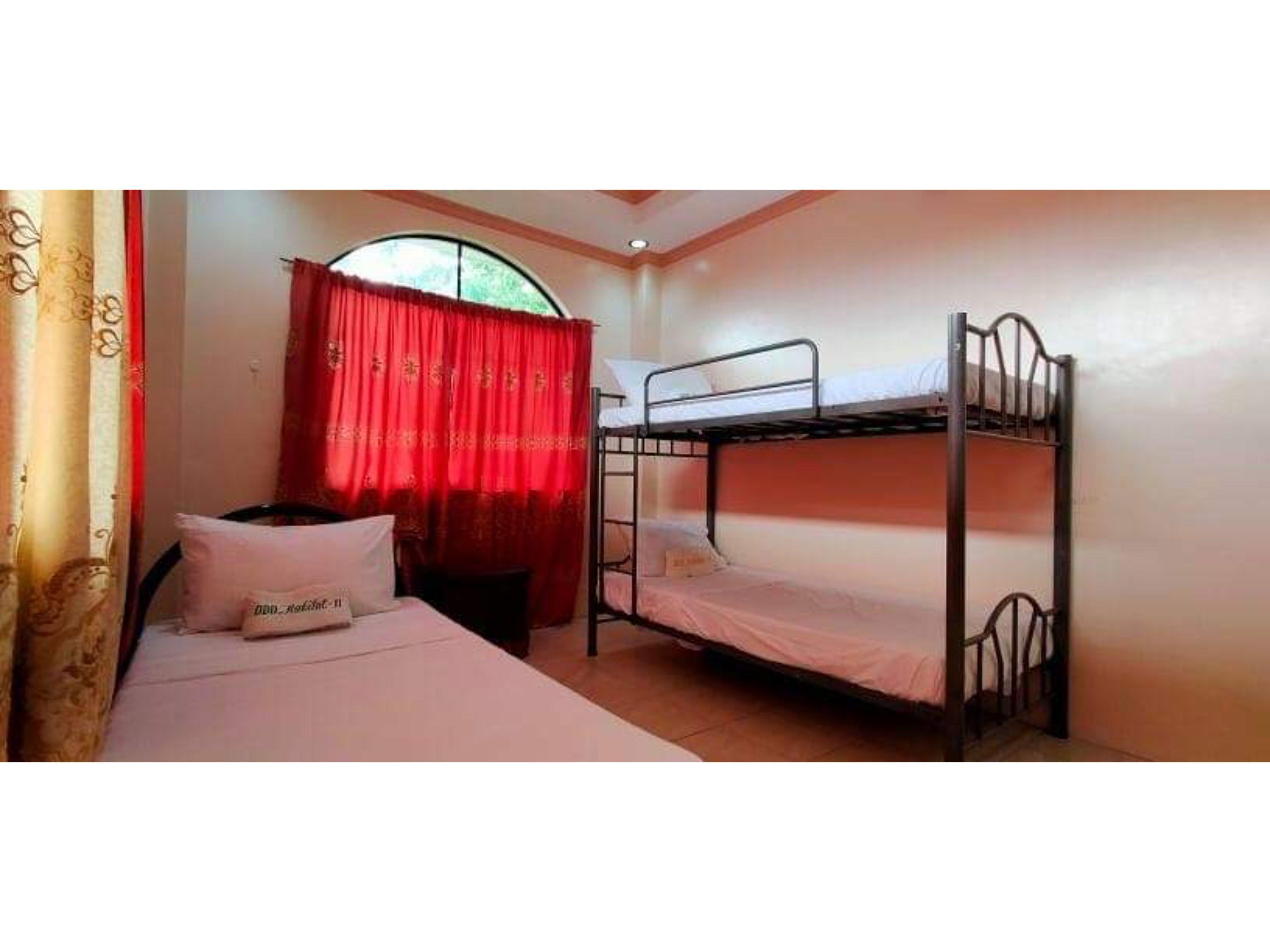 Oyo 799 Ddd Habitat Iloilo Hotel Ngoại thất bức ảnh